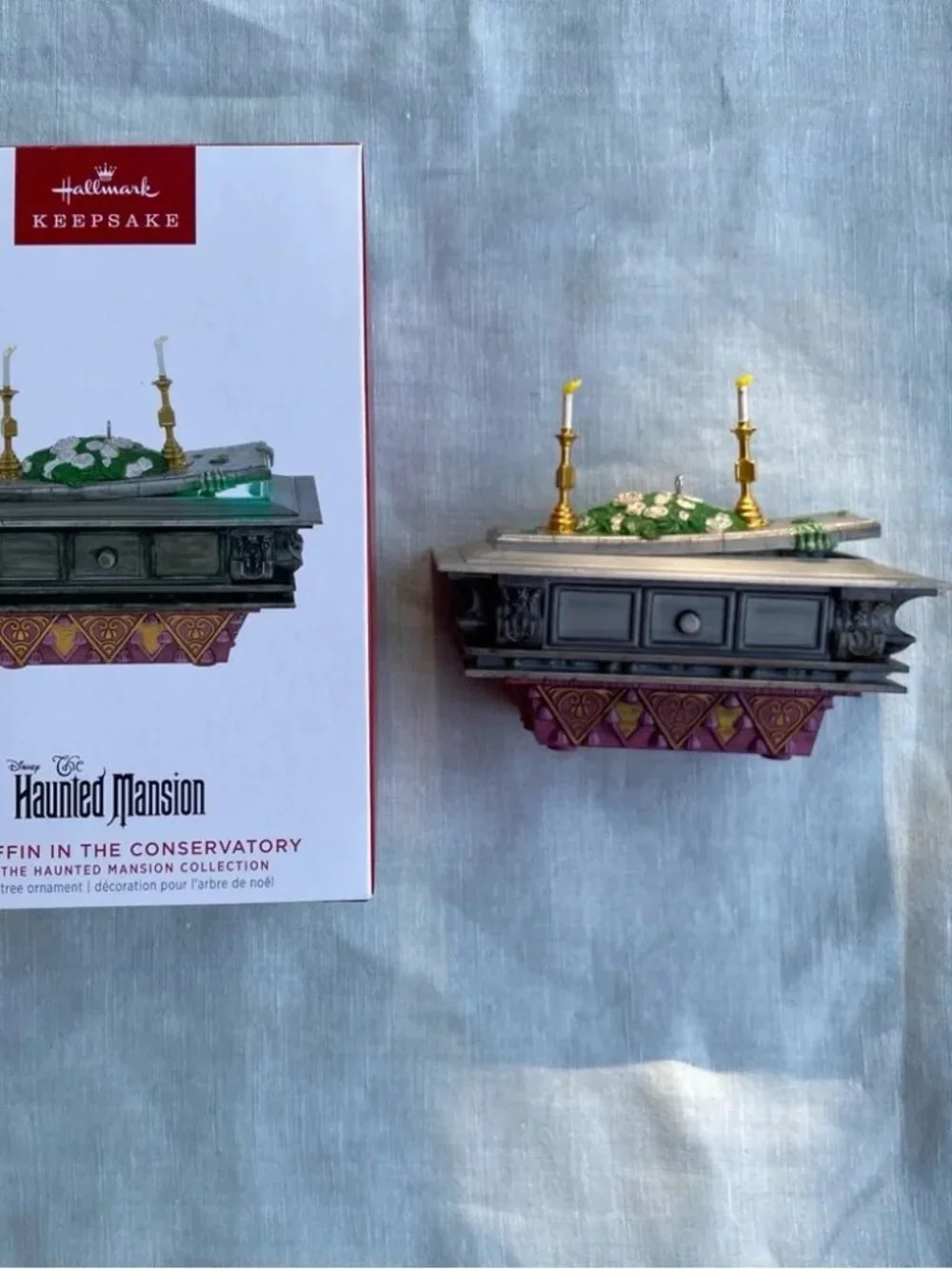 Hallmark nwt new